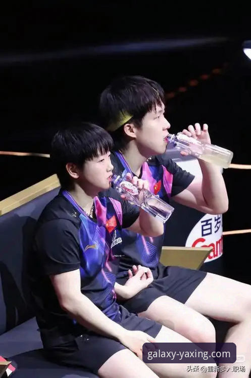 U15国乒内战vs黑马突围：孙笑薇与杨禹涵的巅峰对决，谁更胜一筹？